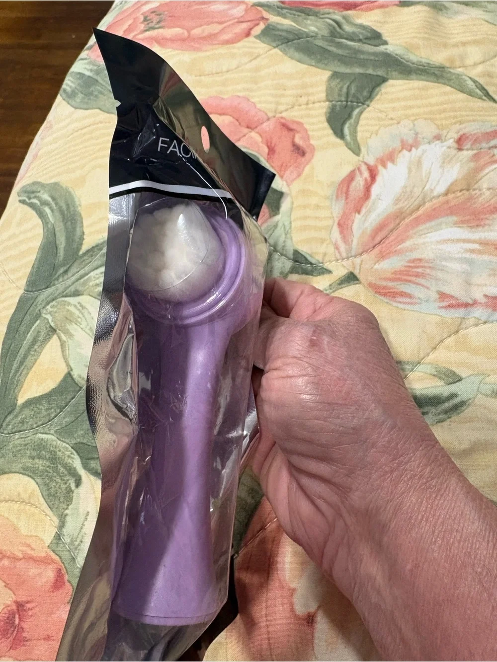 Lavender Facial Cleansing Brush by